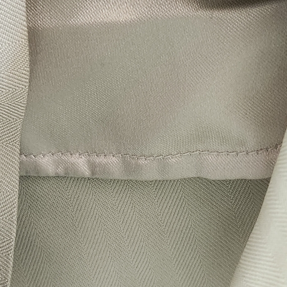 Tommy Bahama Relaxed Fit Pleated Chino Shorts 100% Silk Light Sage Green Size‎ 6 - Picture 9 of 11